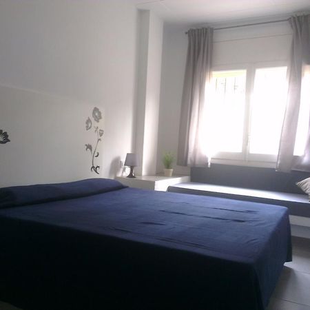 Apartaments La Riera Ρόζες Εξωτερικό φωτογραφία