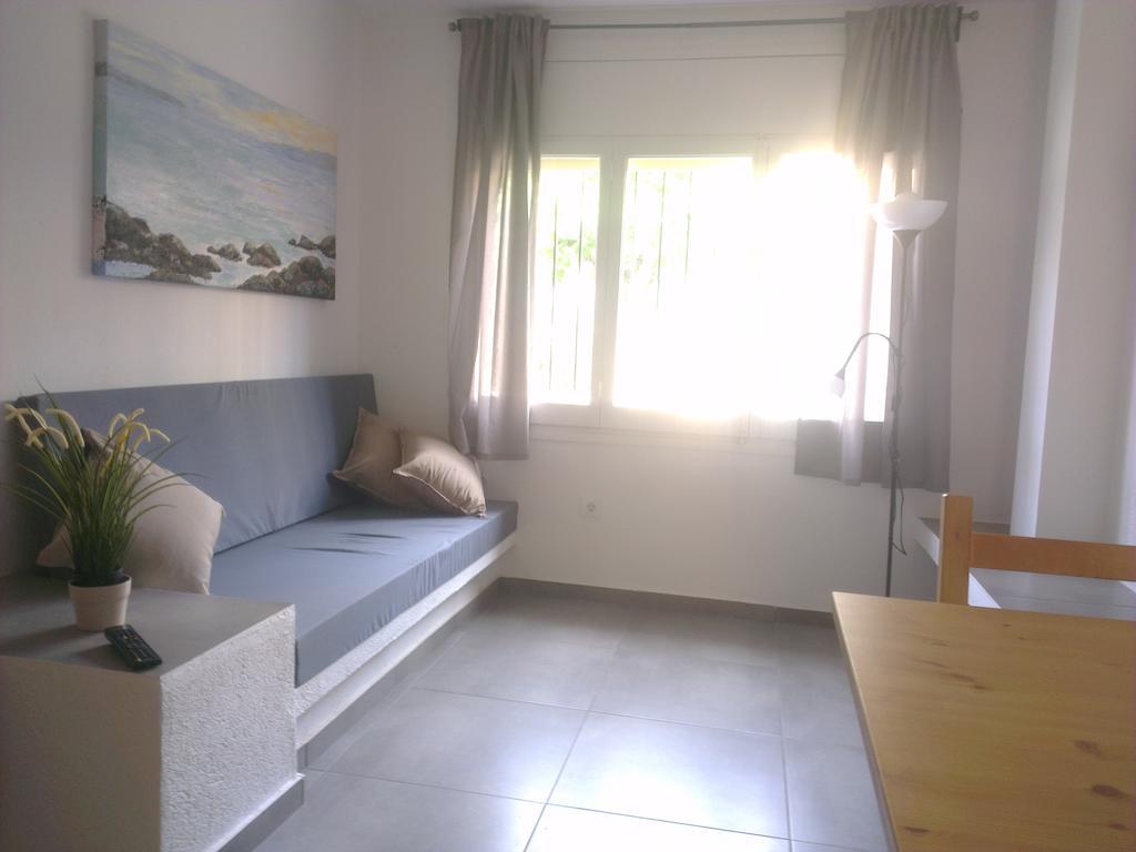 Apartaments La Riera Ρόζες Δωμάτιο φωτογραφία