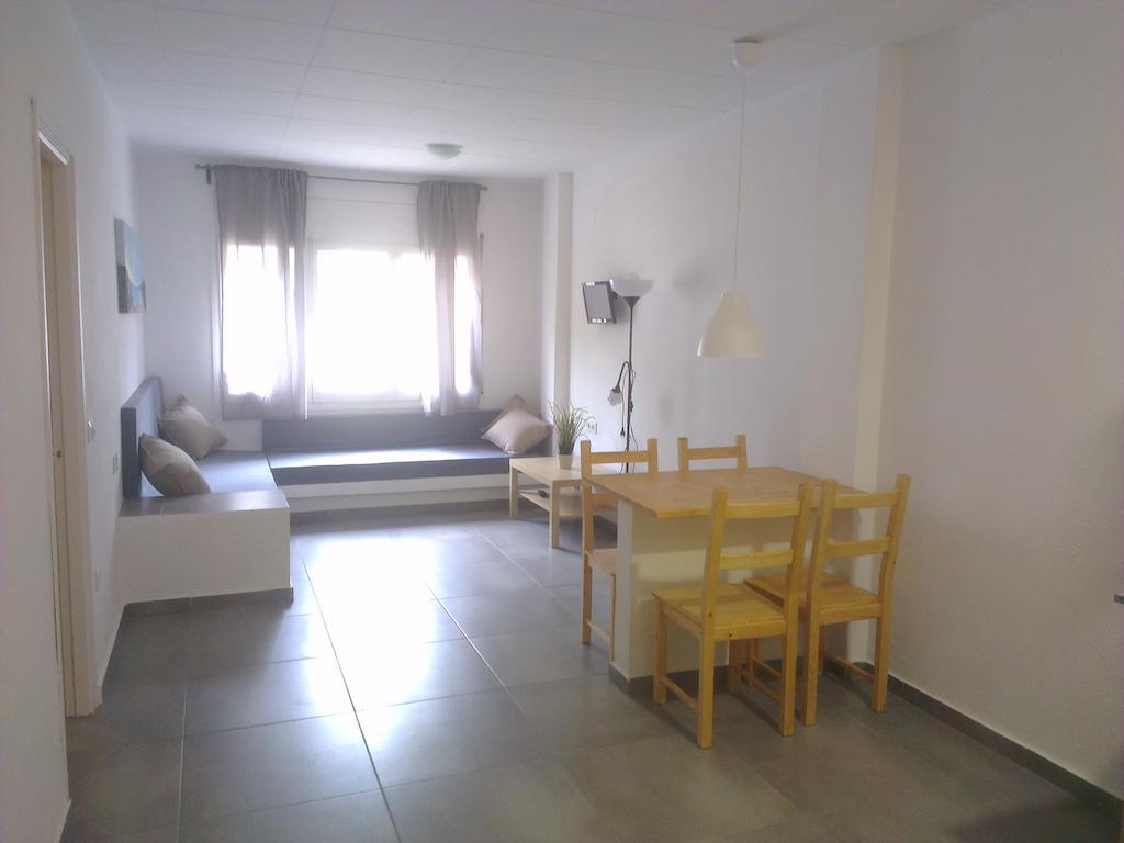 Apartaments La Riera Ρόζες Δωμάτιο φωτογραφία